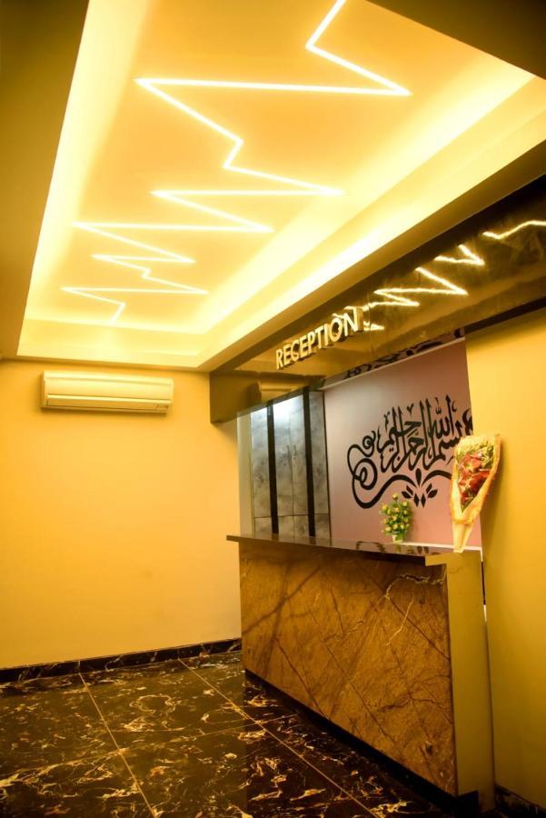 Charyana Hotel Ac Dormitory Ahmedabad Ngoại thất bức ảnh